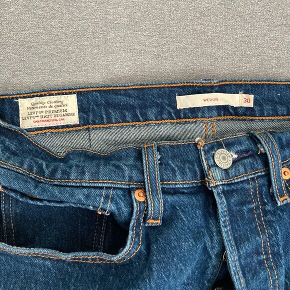 Levi's Wedgie Icon Premium denim jeans, size 30, medium blue - Picture 1 of 7